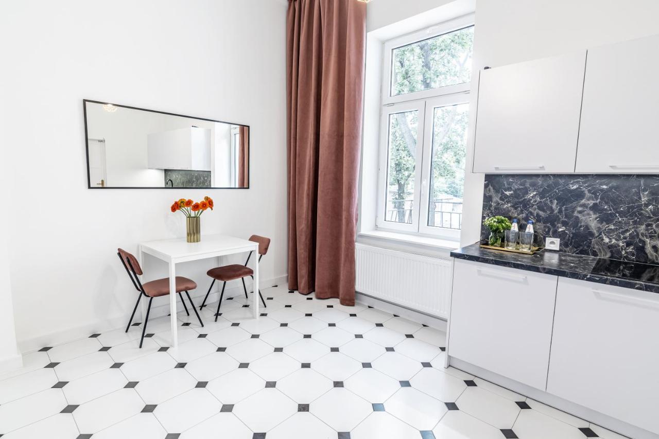 2Bcomfy - Barlickiego Apartment บีเอสโก-เบียวา ภายนอก รูปภาพ