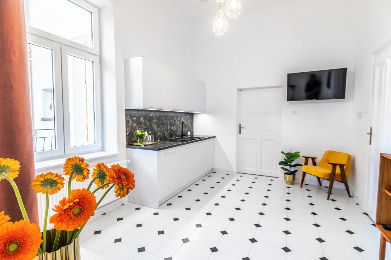 2Bcomfy - Barlickiego Apartment บีเอสโก-เบียวา ภายนอก รูปภาพ